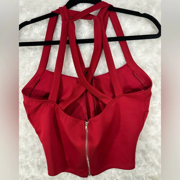 Charlotte Russe Womens Juniors Red Strappy Halter Crop Top - Picture 2 of 9